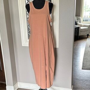 Chic Sleeveless Coral Midi Dress
